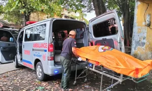 f-evakuasi-temuan-mayat-laki-laki-di-tepi-jalan-berada-di-depan-toko-kosong-Desa-Kecamatan-Gempol-3zal-2290605134