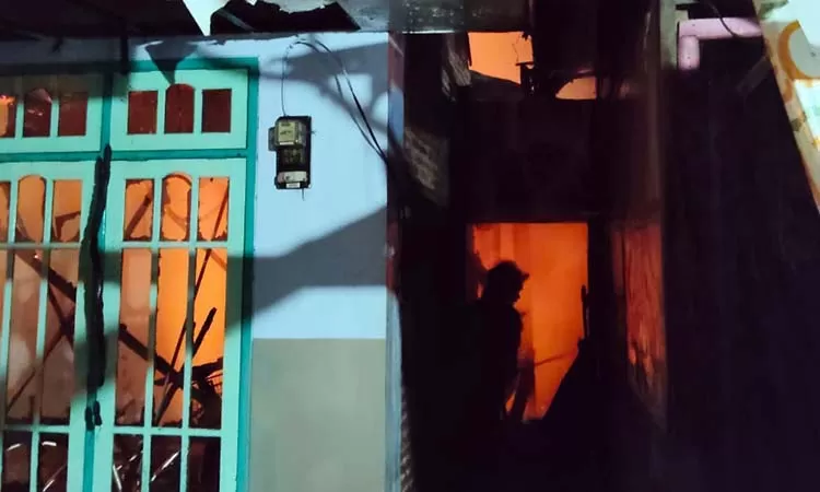 f-kebakaran-bangil-3-729314478