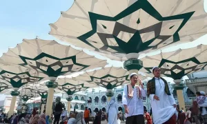 23-FT-DULU-KINI-MASJID-AGUNG-02-2601858772