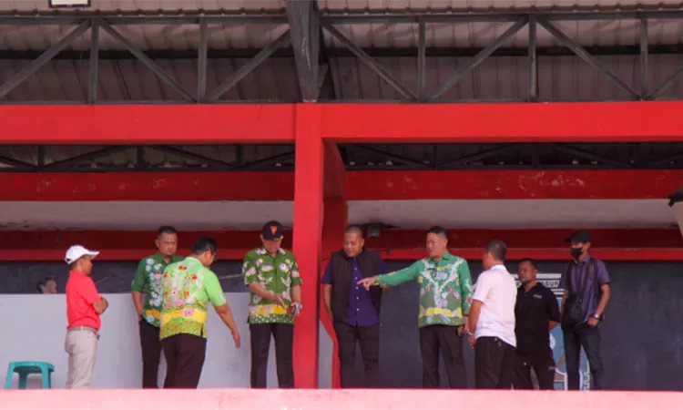 f-Cek-Stadion-Persiapan-Piala-Bupati-1-84350554