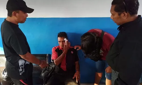 ft-sopir-bus-disabet-pipinya-1313950126