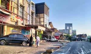 Laka-Purwosari-2-2075943059