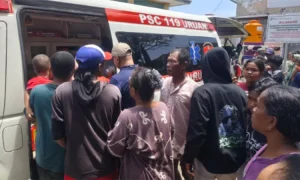 Perahu-Tenggelar-di-Sidoarjo-5-3049618785