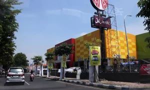 f-pertokoan-kota-pasuruan-1167263541