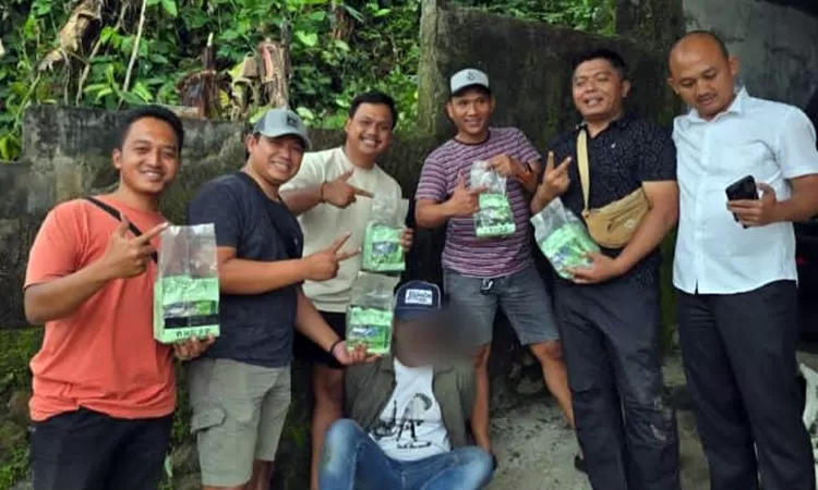 ft-narkoba-3854713515