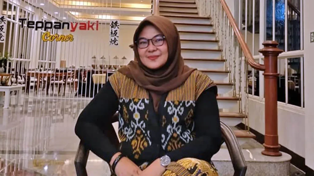 wiwin-ariesta-sh-mh-wiwin-ariesta-for-radar-bromo-zNoGq