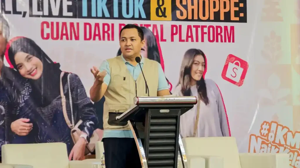 bupati-pasuruan-beri-bekal-live-tiktok