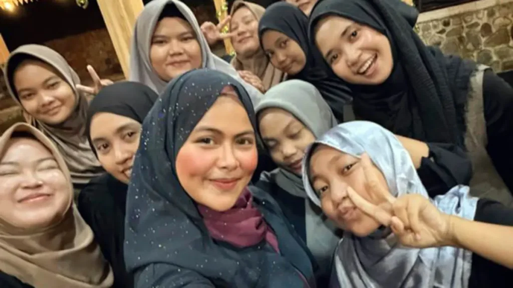 adinda-denisa-spsi-mm-adinda-denisa-for-radar-bromo-MpOKV