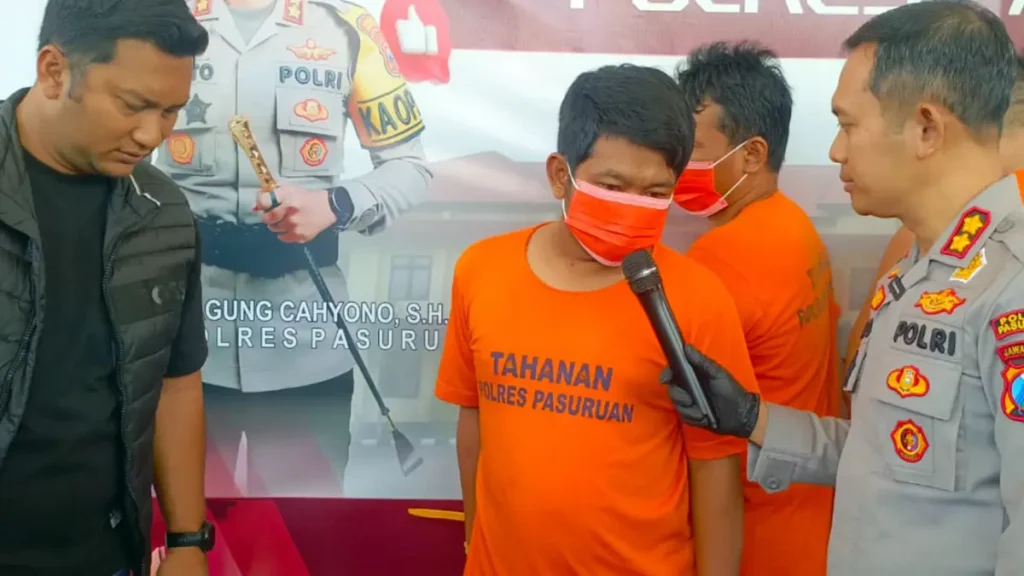 akhirnya-ditangkap-pelaku-jambret-maut-di-jalur-pandaan-beji-yang-berhasil-ditangkap-polisi-usai-7-bulan-buron-9IG8R
