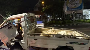 picu-kecelakaan-kondisi-pikap-yang-alami-kecelakaan-di-nguling-kabupaten-pasuruan-LS8Z9